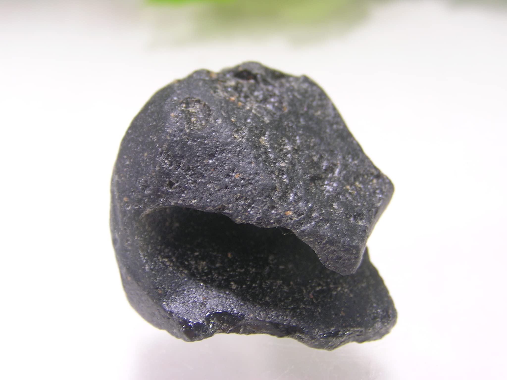 Amazon.co.jp: 隕石テクタイト 原石 宇宙からの贈り物 230115-1